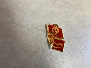 Tunisia 1988 Summer Olympic Games Coca-Cola Hodori Tiger Flag Pin-NEW - Picture 1 of 2
