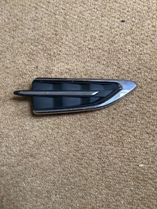 NEW GENIUNE FORD KUGA FRONT RIGHT FENDER GRILLE COVER TRIM - Picture 1 of 2