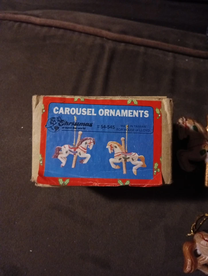 Carousel Ornaments Christmas Around The World House Of Lloyd #54-545 2 Horses 3" - Изображение 1 из 4