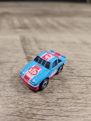Micro Machines Richard Petty STP 43 Pontiac Grand Prix - Image 1 of 4