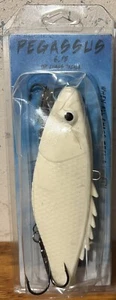 CHAOS TACKLE PEGASSUS 6.75" WHITE LURE NEVER USED OPENED DAMAGED PACKAGE FREE SH - Picture 1 of 4
