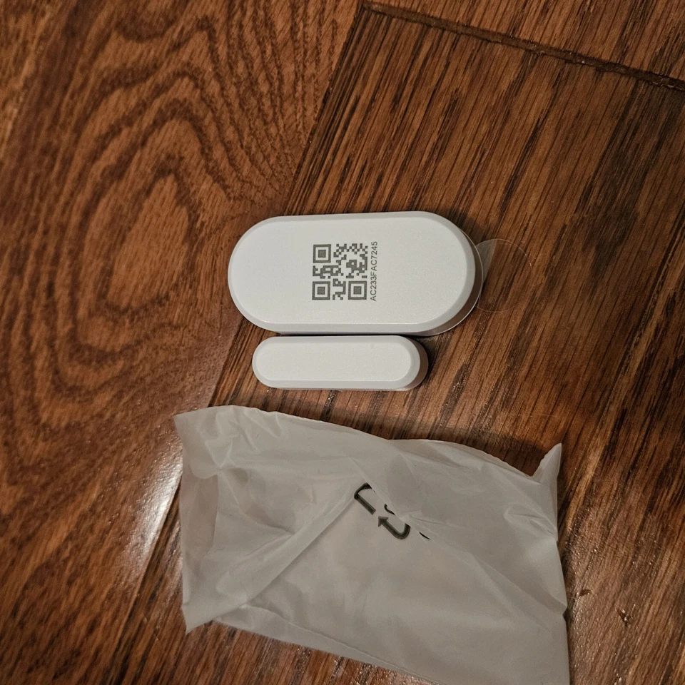 Minew S4 Bluetooth Magnetic Door Sensor New - Image 1 of 1