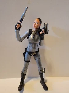 1/12 scale, a Angelina Jolie Tomb Raider Lara Croft 6" Action Figure Model Toy - Picture 1 of 3