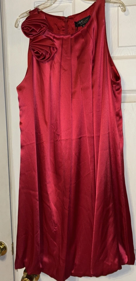 Vestido de cetim vermelho bainha bolha 3D rosas namorados novo com etiquetas $298 ABS Allen Schwartz tamanho 12 - Imagem 1 de 4