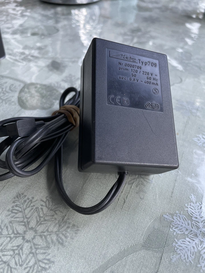 #F0051 - Metz Akkuladegerät mecablitz Typ 709  für Stabblitz, Netzteil Ladegerät - Bild 1 von 1