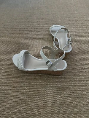 Sandalias de tacón de cuña de corcho beige Nautica talla 9 Foto 1 de 3