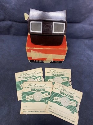 VINTAGE 1950s Model E View Master 3D Viewer With Family Photo Reels - Image 1 of 4