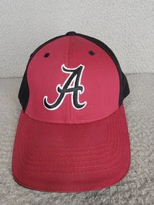 Cappello da baseball ALABAMA CRIMSON TIDE ACCATTIVANTE HEADGEAR Strapback rosso nero berretto - Foto 1 di 8