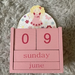 Wooden Perpetual Child’s Calendar - Picture 1 of 9