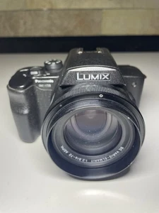 Cámara digital Panasonic LUMIX DMC-FZ20 5,0 MP negra batería OEM funcionando - Imagen 1 de 7