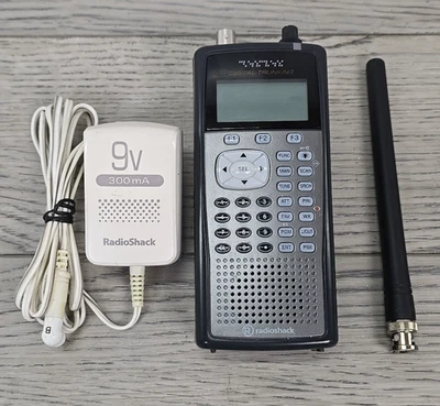 Radio Shack PRO-651 Digital Handheld Radio Scanner NOAA P25 - Working - Image 1 of 4