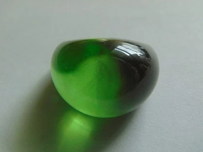 ANILLO ACRÍLICO MULTICOLOR SOMBREADO VERDE/NEGRO/CLARO TALLA 7.5 D9 Foto 1 de 2