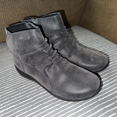 Botines Clarks Cloudsteppers Breeze Range gris imitación cuero para mujer’s 6 Foto 1 de 4