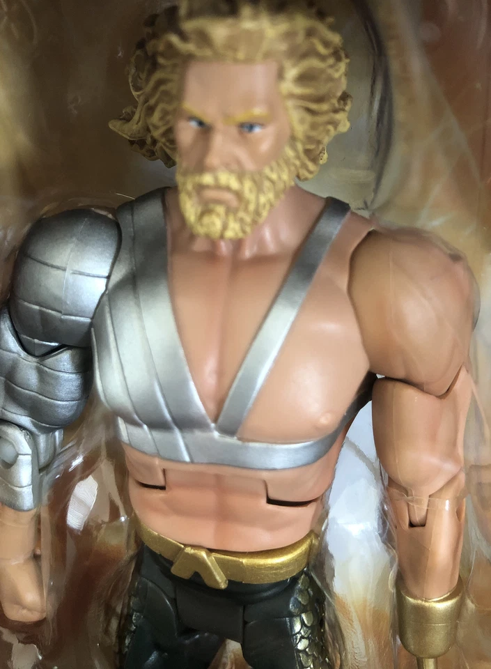 Figura Aquaman Liga de la Justicia de DC Comics Colección Signature Mattel Foto 1 de 4