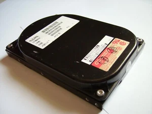 Conner Peripherals 85MB CP30084E  3.5" IDE HARD DRIVE JH49112 TESTED! - Afbeelding 1 van 11