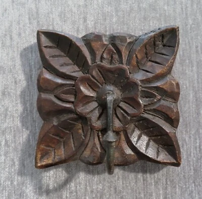 Gancho de Pared Flor Madera Tallada Metal Llaves Colgantes Abrigo Sombrero México Arte Popular Foto 1 de 4