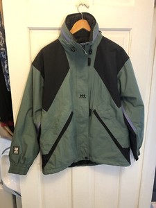 Parkas de Helly Hansen para hombre | FASHIOLA.es