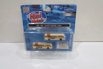 N Scale CMW 52001 GMC PD-4103 Transit Bus Miami - Image 1 of 2