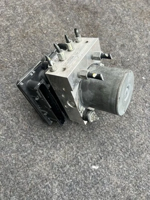 Infiniti FX35 FX37 FX50 2012-2013 ABS bomba de freno antibloqueo y módulo 47660 3EV0B Foto 1 de 4