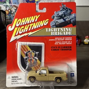 Johnny Lightning CUCV-II CARRIER CARGO / TROOPER Lightning Brigade - Picture 1 of 2