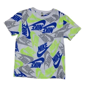 Nike Boy's Classic Lightweight Short Sleeve Graphic Print Tee - Picture 1 of 2