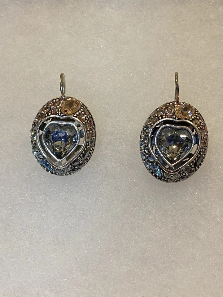 Brincos Brighton coração extático fio francês azul rosa cristal tom prata - Imagem 1 de 4