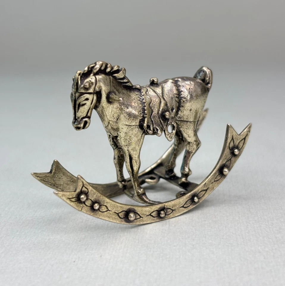 MICROFUSIONE ARGENTO VINTAGE CAVALLO A DONDOLO MINIATURA MARCHIATO - 60 70 80' - Immagine 1 di 4