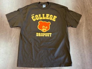 CAMISETA VINTAGE KANYE WEST COLEGE DROPOUT XL TEE NOS HIP HOP IS BACK DEADSTOCK - Imagen 1 de 9
