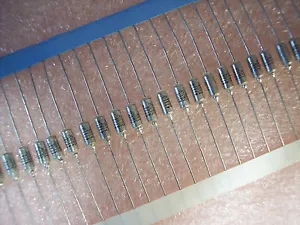 CONDENSADORES DE TANTALIO AXIAL T110A335K015AS QTY (40) 3.3uf 15V 16V 10% KEMET - Imagen 1 de 1