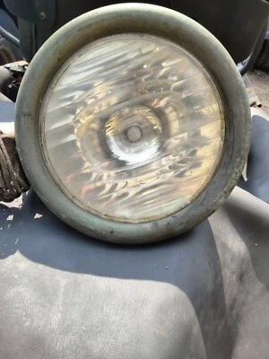 Conjunto de faros antiguos Ford modelo T Foto 1 de 4