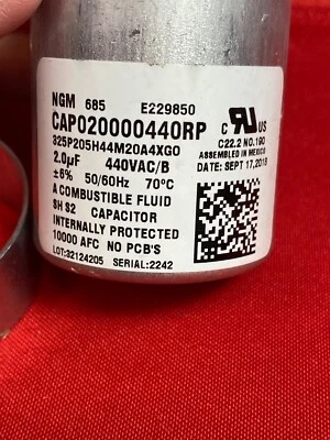 GENUINE OEM AMANA PTAC Evaporator Motor Start Capacitor CAP020000440RP 450 VAC - Image 1 of 4
