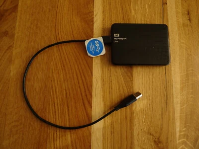 WD My Passport Ultra 1 TB externe Festplatte - Bild 1 von 4