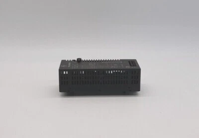 Fuente de alimentación GE VersaMax IC200PWR002G Foto 1 de 4