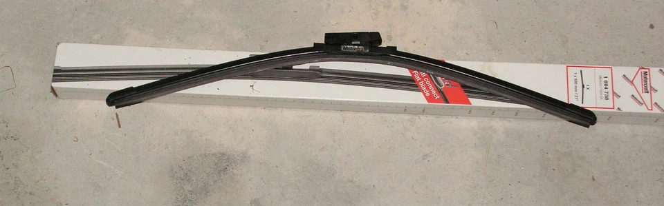 Volvo XC90 S60 Seat Cordoba Ibiza Mazda 3 Audi TT Aero Wiper Blade 1694738 - Image 1 of 1