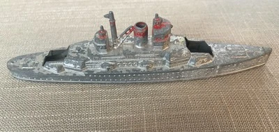 Tootsie Toy Boat Battleship WWII Destroyer Cruiser Navy Metal 6" Long Vintage - Image 1 of 4