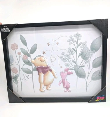 Winnie The Pooh Decoración de Pared Enmarcada Linda Decoración de Guardería Pasteles Verde Salvia Obra de Arte Foto 1 de 4