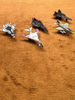 Lot of 5 Micro Machines Fighter Jets F/A-18 Hornet, X-29 - Image 1 of 2