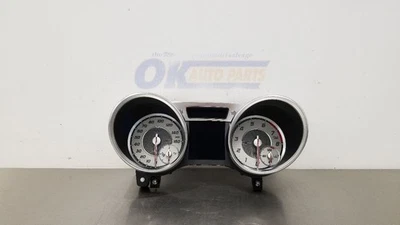 13 MERCEDES BENZ SL550 R231 4.7L SPEEDOMETER INSTRUMENT GAUGE CLUSTER 2319009302 - Image 1 of 4