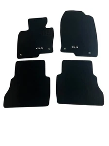 OEM Mazda RX5 Floor Mat Set of 4 Car Interior Mats Part# KBG6-68G30 NEW - Foto 1 di 3