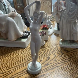 Aquincum Art Deco Budapest Washing Nude Lady-Hungarian Woman Porcelain Figurine - Picture 1 of 5