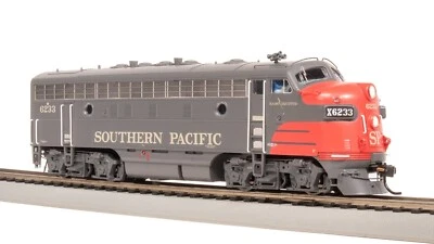 Broadway Limited 8314 HO Scale Southern Pacific EMD F7A Bloody Nose Diesel #6295 - Image 1 of 4