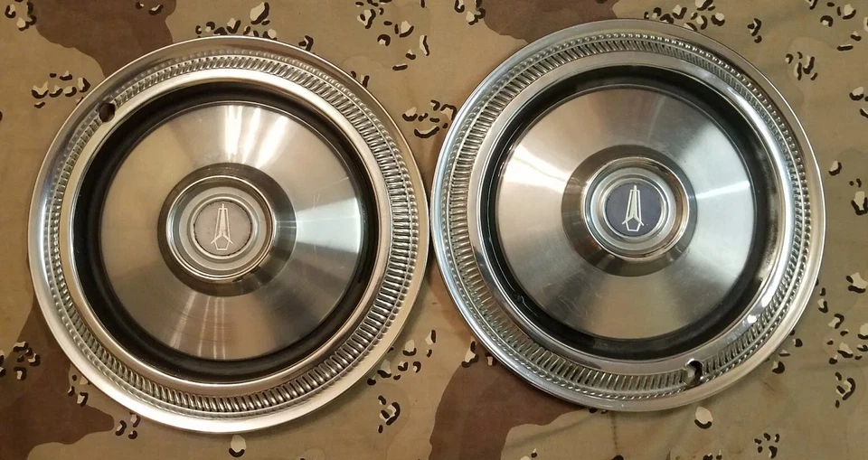 1974-79 Plymouth 14" wheel  Hub Caps Valiant Duster Barracuda Scamp oem mopar - Image 1 of 4