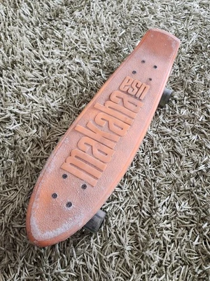 Monopatín Makaha EE. UU. Naranja Camiones Makaha Ruedas Surf-Patín Años 70 De Colección Foto 1 de 4