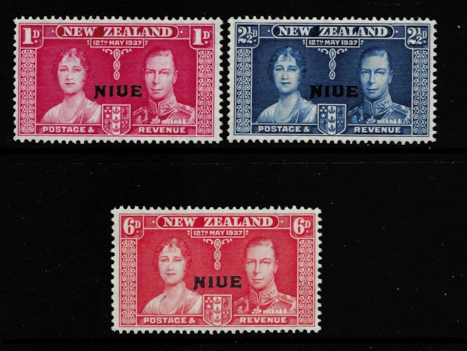 1937 CORONATION STAMPS. NIUE SG72-74. UNMOUNTED MINT. - Image 1 of 1