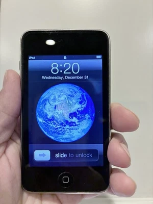 Apple iPod Touch 3rd Gen 32GB Black A1318 WORKS TESTED - Image 1 of 4