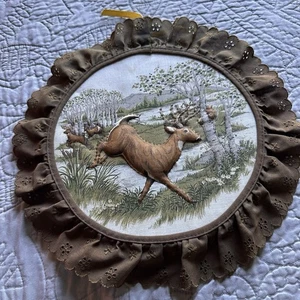 Decorazione da parete vintage ricamo cerchio arte soffice coda bianca cervo bordo pizzo country - Foto 1 di 6