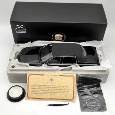 Dealer Edition 1:18 Cadillac Fleetwood Brougham 1992-1994 Black Diecast Edition - Image 1 of 4