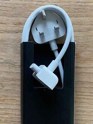 Genuine Apple B1 2.5A 250V UK Power Adapter Extension Cable - Image 1 of 4