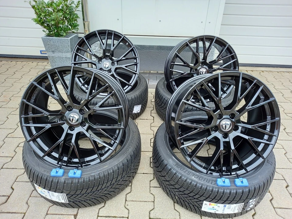 Winterräder Tesla Model Y 20 Zoll 4x Tomason Hankook Reifen 255/40R20 + BLE RDKS - Bild 1 von 3