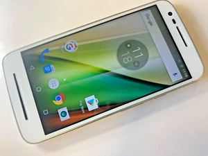 Motorola Moto E3 3rd Gen (XT1700) Smartphone - Unlocked - 8GB Android 6 4G White - Picture 1 of 9